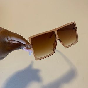Classic square shades